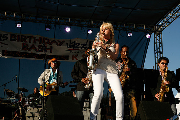 Mindi Abair