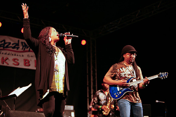 Evelyn "Champagne" King and Freddie Fox