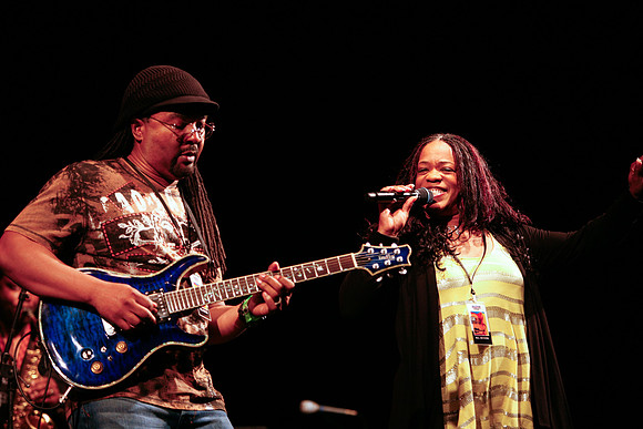 Evelyn "Champagne" King and Freddie Fox