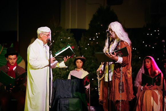2011 Christmas Show 057