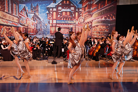 2011 Christmas Show 024