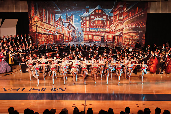 2011 Christmas Show 177