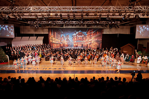 2011 Christmas Show 179