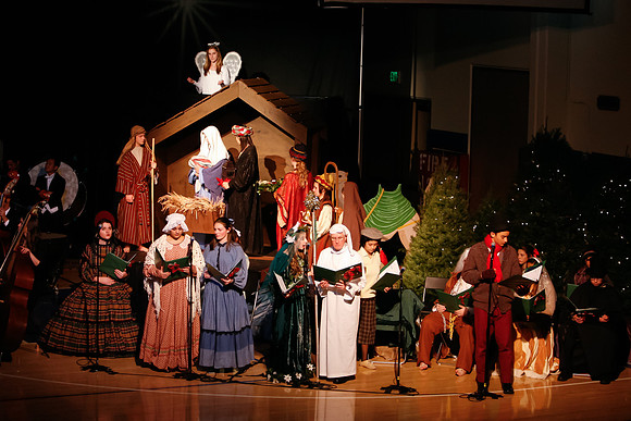 2011 Christmas Show 194