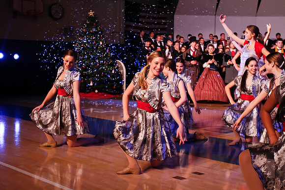 2011 Christmas Show 118