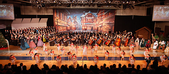 2011 Christmas Show 174