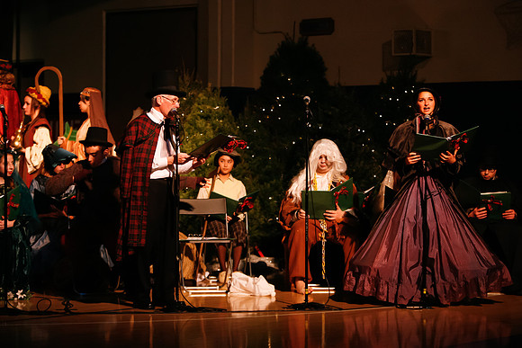 2011 Christmas Show 119