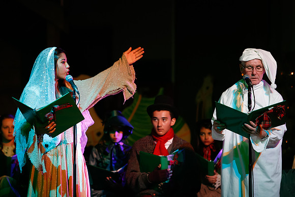 2011 Christmas Show 062