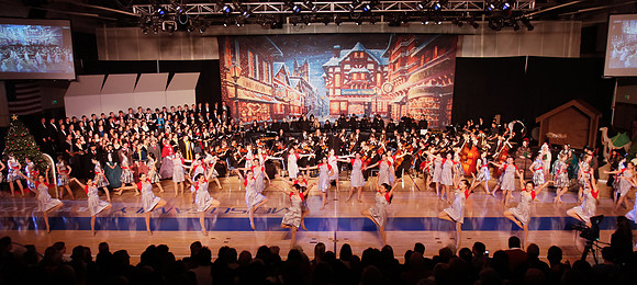 2011 Christmas Show 150