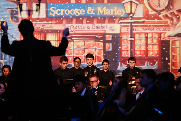 2011 Christmas Show 056