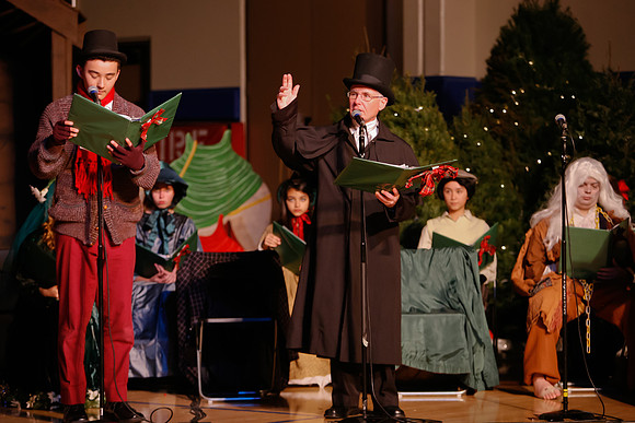 2011 Christmas Show 054