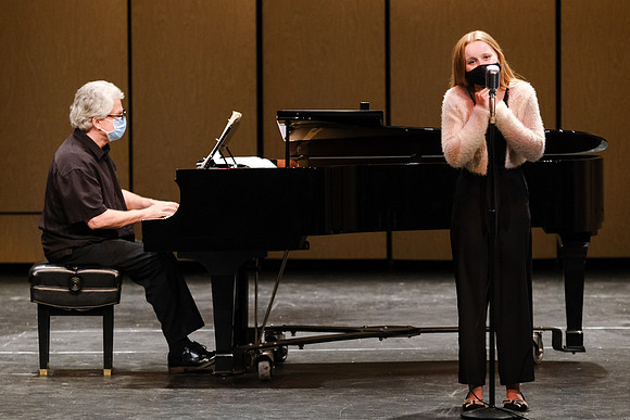 DXT35285