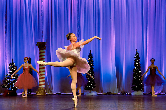 _33A7436