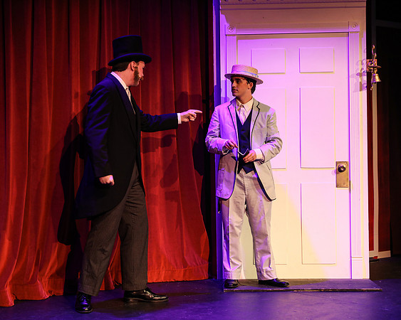 933A2502