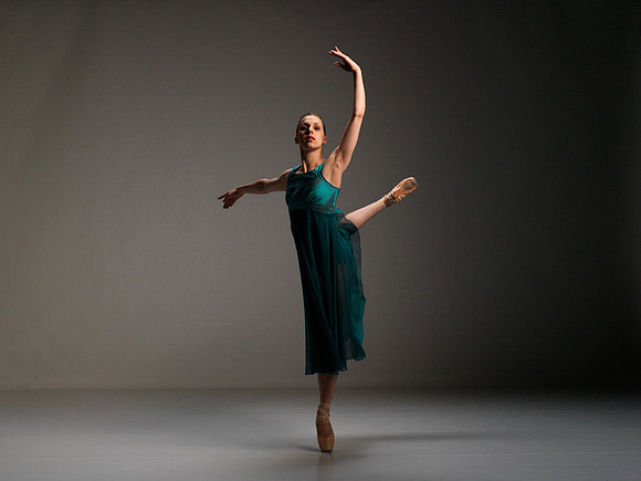 Alexis Fletcher 02